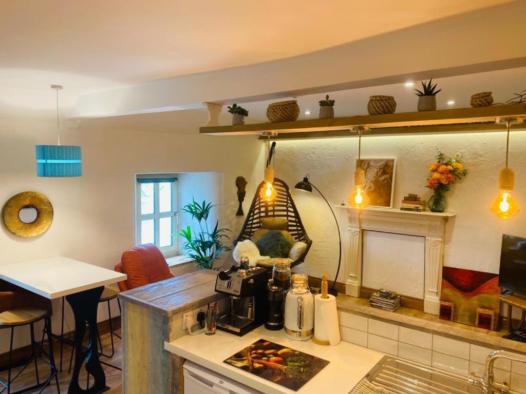 3 Bed Apartment/Explore The Area/Enjoy Our Pub Galway Extérieur photo